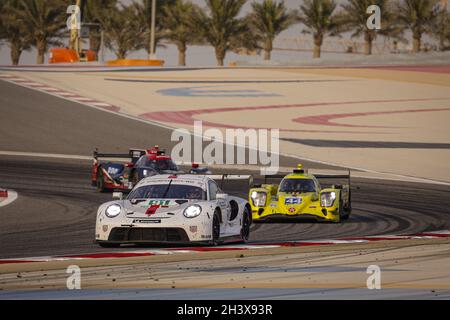 91 Bruni Gianmaria (ita), Lietz Richard (aut), Porsche GT Team, Porsche 911 RSR - 19, Aktion während der 6 Stunden von Bahrain, 5. Lauf der FIA-Langstrecken-Weltmeisterschaft 2021, FIA WEC, auf dem Bahrain International Circuit, vom 28. Bis 30. Oktober 2021 in Sakhir, Bahrain - Foto: Francois Flamand/DPPI/LiveMedia Stockfoto