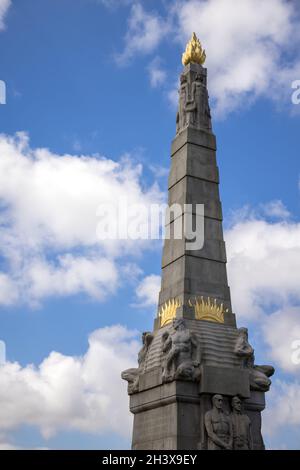 LIVERPOOL, UK - JULY 14 : Memorial to the Engine Room Heroes of the Titanic at St. Nichola Place, Pier Head, in Liverpool, Engl Stockfoto