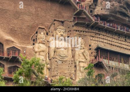 Riesige Bodhisattva-Skulpturen in Maijishan Stockfoto