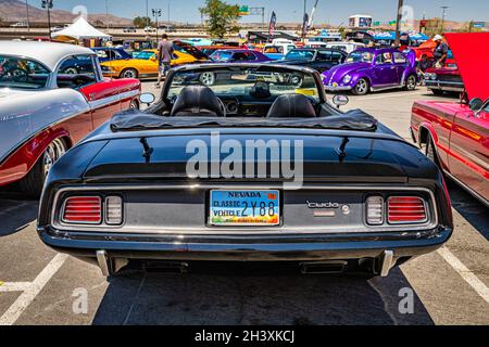 Reno, NV - 4. August 2021: 1971 Plymouth Barracuda Convertible auf einer lokalen Automobilmesse. Stockfoto