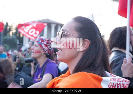 Roma, Italien. Oktober 2021. GKN-Arbeiter bei Demonstration gegen G20-Gipfel in Rom (Foto: Matteo Nardone/Pacific Press) Quelle: Pacific Press Media Production Corp./Alamy Live News Stockfoto