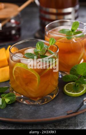Mango-Eistee Stockfoto