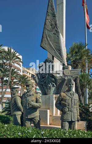 Ersatzsoldat auf der Plaza del Mar in der Stadt Alicante, Spanien, Europa Stockfoto