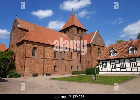 Stiftskirche St. Mauritius und St. Viktor in Bassum Stockfoto