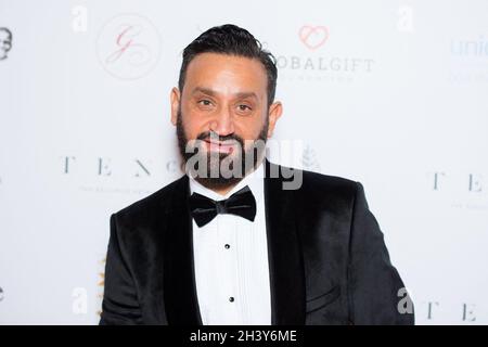 Cyril Hanouna nimmt an der Fotocall während der Global Gift Gala 2021 im Four Seasons Hotel George V am 30. Oktober 2021 in Paris, Frankreich, Teil. Foto von Nasser Berzane/ABACAPRESS.COM Stockfoto