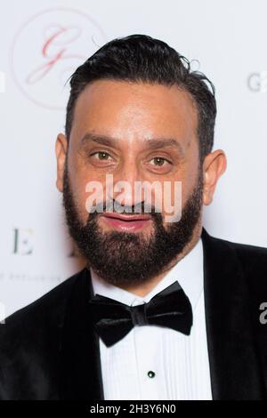 Cyril Hanouna nimmt an der Fotocall während der Global Gift Gala 2021 im Four Seasons Hotel George V am 30. Oktober 2021 in Paris, Frankreich, Teil. Foto von Nasser Berzane/ABACAPRESS.COM Stockfoto