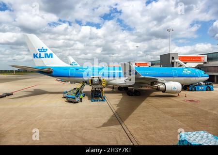 KLM Royal Dutch Airlines Airbus A330-200 vom Flughafen Amsterdam Schiphol Stockfoto