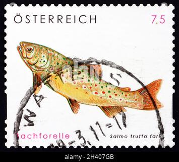 ÖSTERREICH - UM 2010: Eine in Österreich gedruckte Marke zeigt Flussforelle (salmo trutta fario), Süßwasserfische, um 2010 Stockfoto