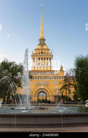 Admiralty Building in Sankt Petersburg Stockfoto