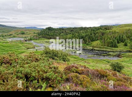 Loch Inchard, ein küstenloch an der Westküste Schottlands, Großbritannien. Eine der Sehenswürdigkeiten der North Coast 500 Fernfahrstrecke. Schottland, Vereinigte Staaten Stockfoto