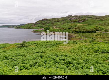 Loch Inchard, ein küstenloch an der Westküste Schottlands, Großbritannien. Eine der Sehenswürdigkeiten der North Coast 500 Fernfahrstrecke. Schottland, Vereinigte Staaten Stockfoto