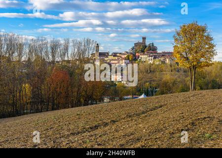 Herbst in Trisobbio Stockfoto