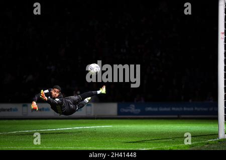 LONDON, GROSSBRITANNIEN. 29. OKTOBER Seny Dieng von den Queens Park Rangers in Aktion während des Sky Bet Championship-Spiels zwischen den Queens Park Rangers und Nottingham Forest im Kiyan Prince Foundation Stadium., London am Freitag, 29. Oktober 2021. (Kredit: Jon Hobley | MI News) Kredit: MI Nachrichten & Sport /Alamy Live News Stockfoto