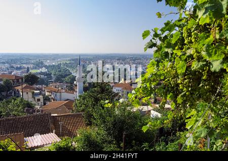 Stadt Griechenland Xanthi ist eine Stadt der Region von Ost-Mazedonien und Thrakien, amphitheatralisch gebaut und durch den Kosynthos Fluss, in den westlichen Teil geteilt Stockfoto