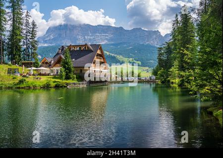 Lech da Sompunt im Gadertal Stockfoto