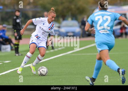 Neapel, Italien. Oktober 2021. Barra-Napoli Caduti di Brema Stadium, Neapel, Italien, 31. Oktober 2021, Debora Novellino (33) Sampdoria Women during Napoli Femminile vs UC Sampdoria - Italienischer Fußball Serie A Women match Credit: Live Media Publishing Group/Alamy Live News Stockfoto