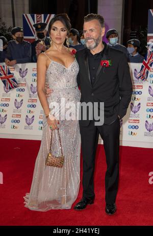 LONDON - ENGLAND 30 Okt: Duncan Bannatyne und Nigora Whitehorn nehmen an den Pride of Britain Awards in Zusammenarbeit mit TSB im Grosvenor House Hotel Teil Stockfoto