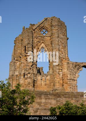 Die gotischen Ruinen von Whitby Abbey North Yorkshire England Stockfoto