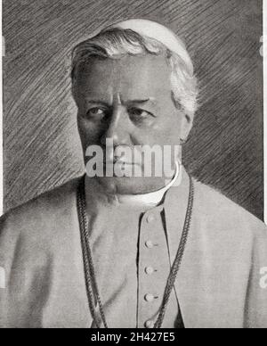 Papst Pius X., geboren Giuseppe Melchiorre Sarto, 1835 – 1914. Oberhaupt der katholischen Kirche als Papst von August 1903 bis zu seinem Tod im Jahr 1914. From the World und seine Frau, veröffentlicht 1906 Stockfoto