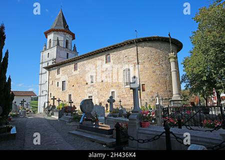 Die Kirche Notre-Dame, Ainhoa, im Pays Baskenland in Frankreich Stockfoto