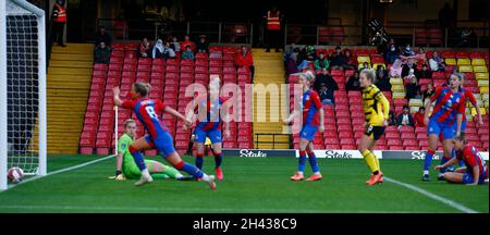 Watford, Großbritannien. Oktober 2021. DAGENHAM, ENGLAND - 31. OKTOBER: Während des Barclays FA Women's Championship-Spiels zwischen Watford und Crystal Palace im Vicarage Road Stadium in Watford am 31. Oktober 2021 Credit: Action Foto Sport/Alamy Live News Stockfoto