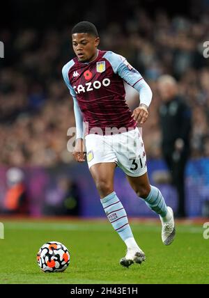 Leon Bailey von Aston Villa während des Spiels in der Premier League in Villa Park, Birmingham. Bilddatum: Sonntag, 31. Oktober 2021. Stockfoto