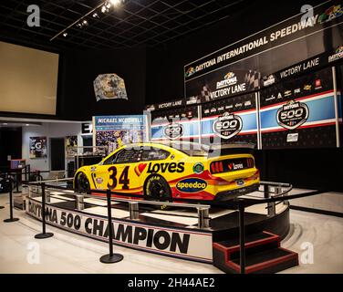 Motorsports Hall of Fame, Dayona Speedway, Florida, ehrt Motorsportkonkurrenten und Mitwirkende aus den Vereinigten Staaten aus allen Disziplinen Stockfoto