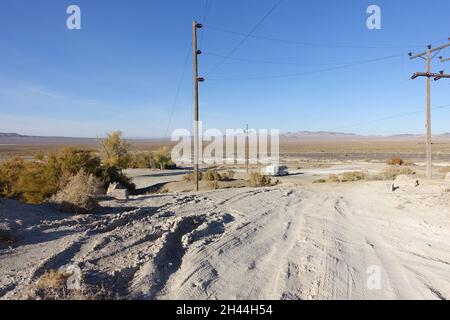 Rund um Alkali Flat Hot Spring im Zentrum von Nevada Stockfoto