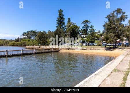 Bayview, Sydney historischer Kai und Bayview Bäder am Ufer von Pittwater, Sydney, Australien Stockfoto