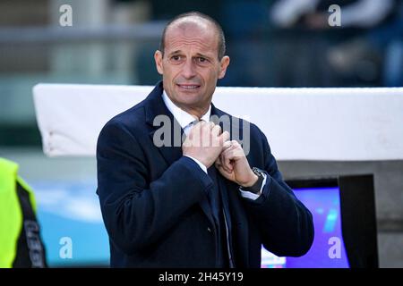 Verona, Italien. Oktober 2021. Massimiliano Allegri (Cheftrainer Juventus) Porträt während des Spiels Hellas Verona FC vs Juventus FC, italienische Fußballserie A in Verona, Italien, Oktober 30 2021 Quelle: Independent Photo Agency/Alamy Live News Stockfoto