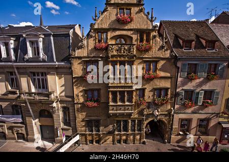 CENTRE HISTORIQUE. FASSADE DE LA MAISON DES TETES. CONSTRUITE EN 1609 POUR LE COMPTE DU MARCHAND ANTON BURGER, CET EDIFICE DE LA RENAISSANCE ALLEMANDE Stockfoto