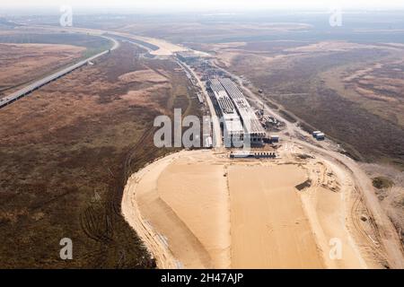 Luftaufnahme der Autobahn-Baustelle Stockfoto