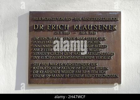 Gedenktafel, Dr. Erich Klausener, der von einem SS-Mann in seinem Büro, Berlin, Deutschland Stockfoto