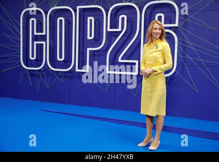 Estlands Premierminister Kaja Kallas kommt zum Cop26-Gipfel auf dem Scottish Event Campus (SEC) in Glasgow an. Bilddatum: Montag, 1. November 2021. Stockfoto