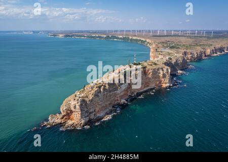 Luftdrohnenaufnahme des Kaps von Kaliakra in der südlichen Region Dobruja an der nördlichen bulgarischen Schwarzmeerküste Stockfoto