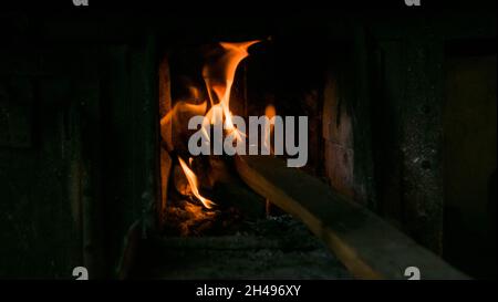 Feuer in einem Kamin Stockfoto