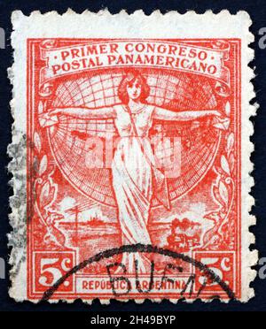 ARGENTINIEN - UM 1921: Eine in Argentinien gedruckte Briefmarke zeigt Pan-Amerika, Allegorie, um 1921 Stockfoto