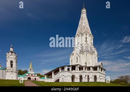 Kirche der Himmelfahrt (erbaut 1528-1532) mit ungewöhnlichem Zeltdach im Kolomenskoye Museum-Reserve. Moskau, Russland. Stockfoto