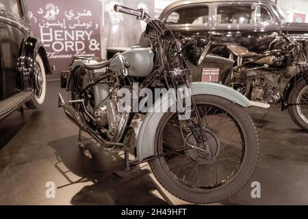 7/31/2021 - Sharjah, VAE: Birmingham Small Arms (B.S.A.) Modell S31 (Sloper) Klassisches antikes Motorrad aus dem Vereinigten Königreich im Jahr 1927-1935 Stockfoto