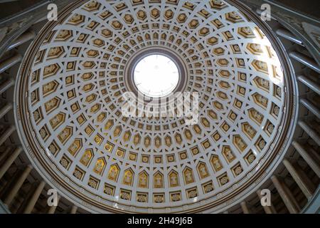 Die Decke der Befreiungshalle Kelheim neoklassizistisches Denkmal auf dem Michelsberg in Kelheim in Bayern an der Donau Stockfoto