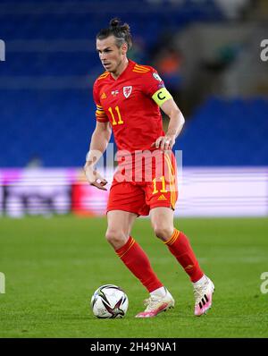 Datei-Foto vom 08-09-2021 von Gareth Bale aus Wales während des FIFA-WM-Qualifikationsspiel 2022 im Cardiff City Stadium, Wales. Gareth Bale steht kurz vor dem Rennen und ist auf Kurs, seinen 100. Platz zu gewinnen, nachdem er in der Mannschaft von Wales für die WM-Qualifikation mit Weißrussland und Belgien ernannt wurde. Ausgabedatum: Montag, 1. November 2021. Stockfoto