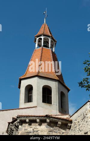 Antoingt Kirche, Glockenturm, Lembronnais Ebene, Puy de Dome Department, Auvergne Rhone Alpes, Frankreich Stockfoto