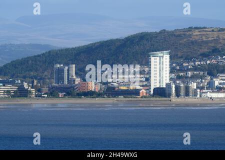 Blick auf die Stadt Swansea von über die Bucht Stockfoto