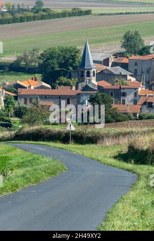 Mareughol in der Ebene von Lembronnais, Departement Puy de Dome, Auvergne Rhone Alpes, Frankreich Stockfoto