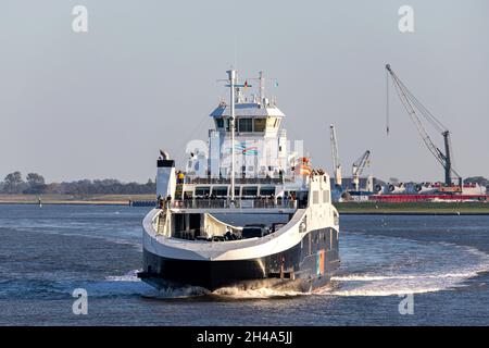 Mit LNG betriebener GREENFERRY I im Einsatz zwischen Cuxhaven und Brunsbüttel Stockfoto