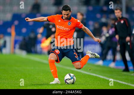 ISTANBUL, TÜRKEI - 1. NOVEMBER: Hasan Ali Kaldirim von Istanbul Basaksehir FK während des Super Lig Spiels zwischen Istanbul Basaksehir und Adana Demirspor am 1. November 2021 im Basaksehir Fatih Terim Stadion in Istanbul, Türkei (Foto von /Orange Picches) Stockfoto