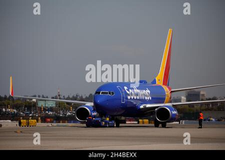 Los Angeles, Kalifornien, USA. März 2019. Eine Southwest Airlines Co. Boeing 737 auf dem Asphalt des Los Angeles International Airport (LAX) am Freitag, den 29. März 2019 in Los Angeles, Kalifornien. © 2019 Patrick T. Fallon (Bildnachweis: © Patrick Fallon/ZUMA Press Wire) Stockfoto