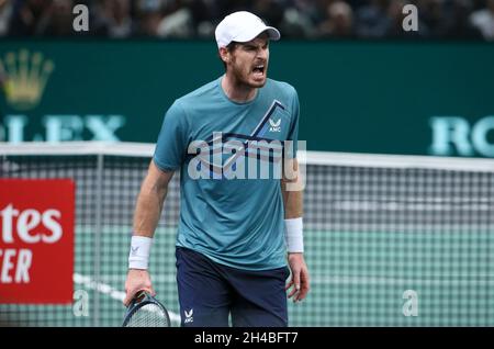 Paris, Frankreich. November 2021. Andy Murray aus Großbritannien reagiert am 1. Tag des Rolex Paris Masters 2021, einem ATP Masters 1000 Tennisturnier am 1. November 2021 in der Accor Arena in Paris, Frankreich - Foto Jean Catuffe/DPPI Credit: DPPI Media/Alamy Live News Stockfoto