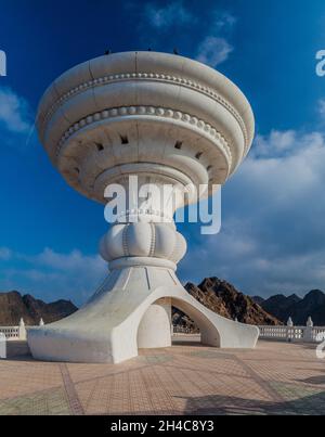 Riesige Weihrauch-Brenner in Muscat, Oman Stockfoto