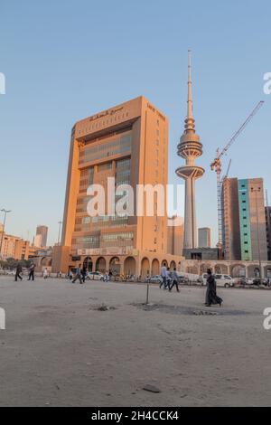 KUWAIT-STADT, KUWAIT - 17. MÄRZ 2017: Blick auf den Befreiungsturm in Kuwait Stockfoto